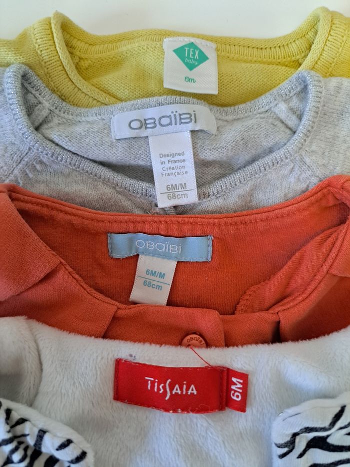 Lot de 4 gilets fille 6 mois TBE - photo numéro 8