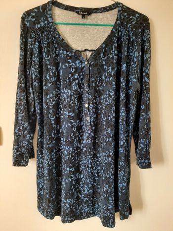 Haut manches 3/4 imprimé bleu & noir – MS Mode – Taille L 💙