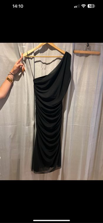 robe noir