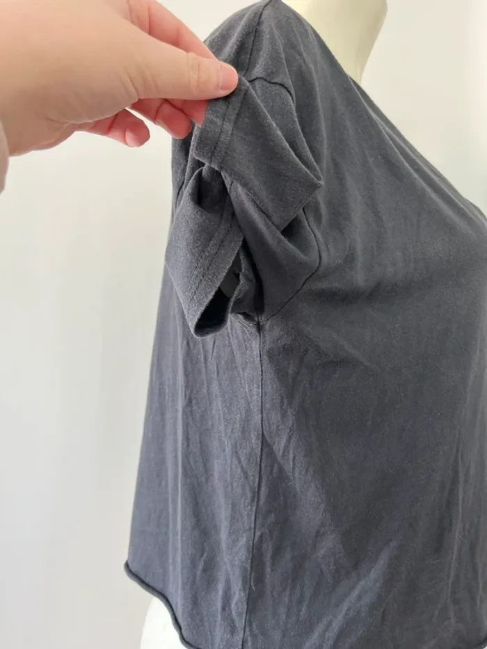 Tee shirt décolleté - photo numéro 2
