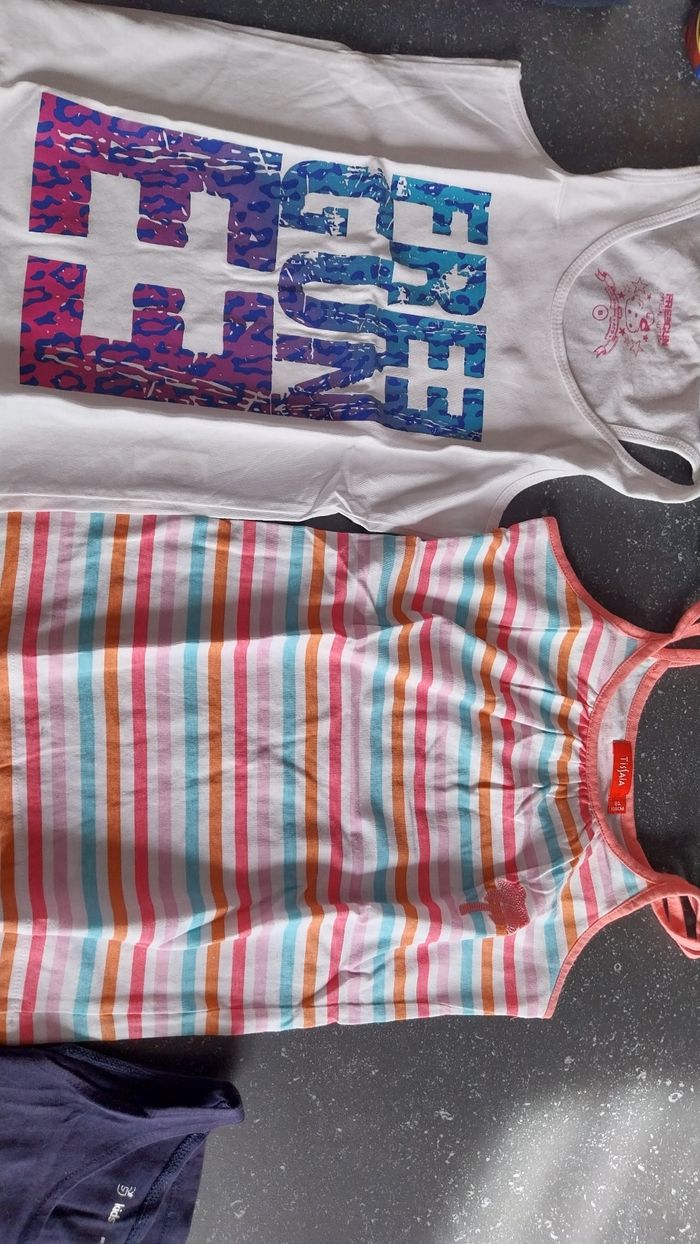 Lot de 7 débardeurs 8 ans - photo numéro 2