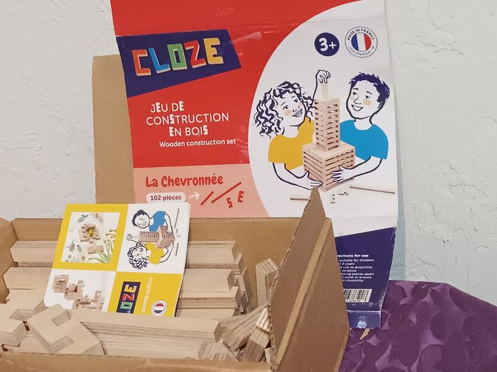 Jeu de construction en bois Cloze - photo numéro 1