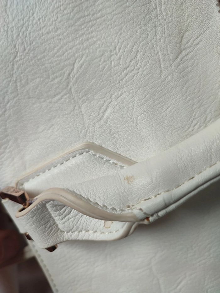 Sac a main simili cuir blanc - photo numéro 4