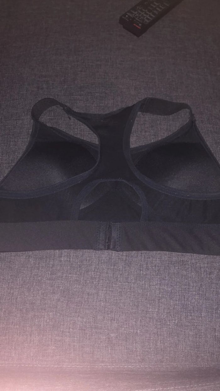 Brassière de sport - photo numéro 2