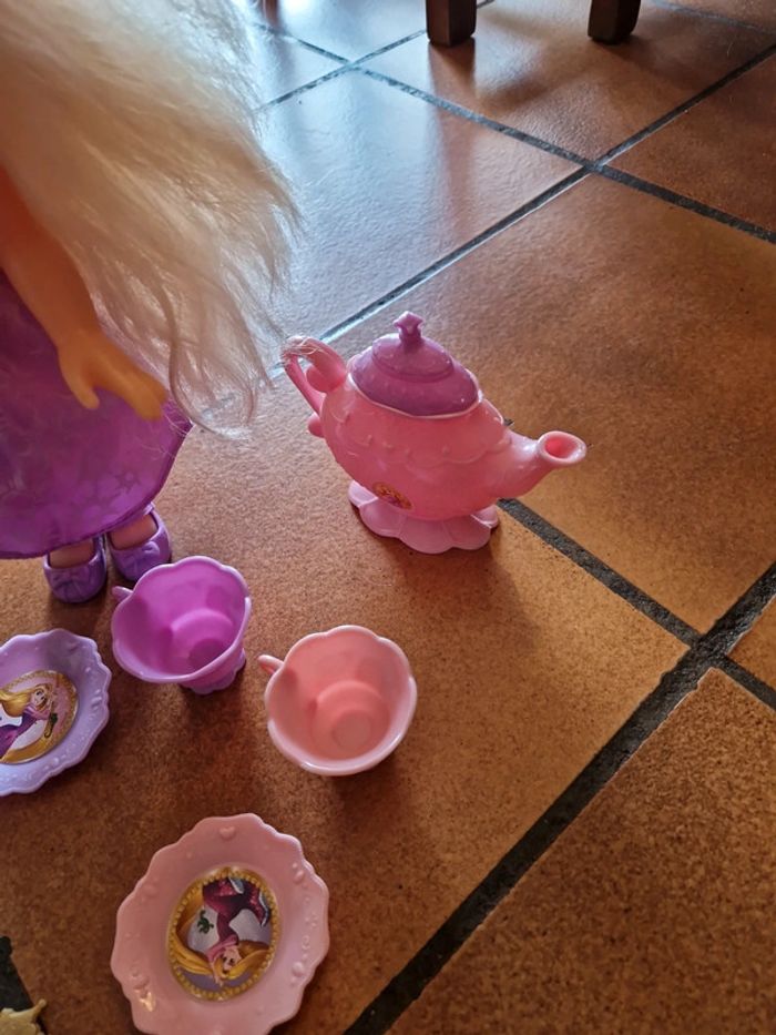 Poupée raiponce service thé - photo numéro 4