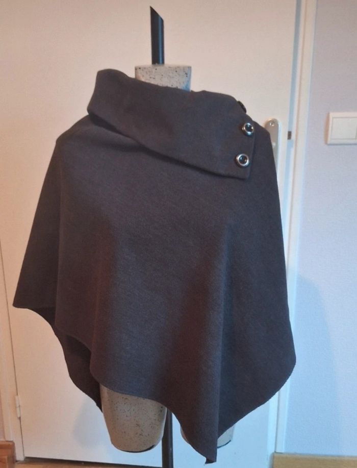 Cape chaude taille XL - photo numéro 4