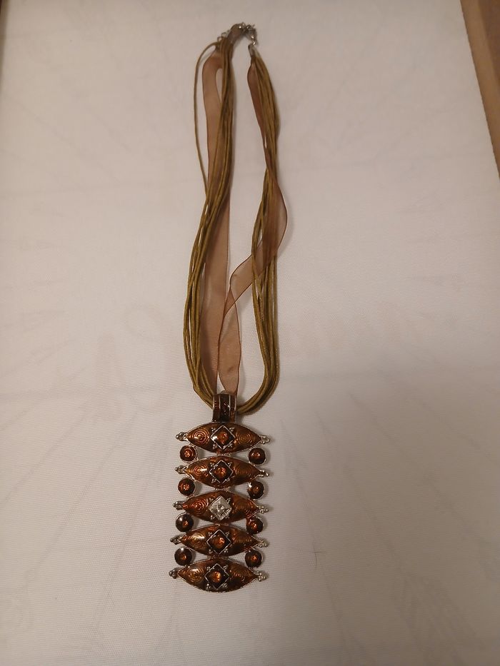 Collier fantaisie Boutique Indépendante