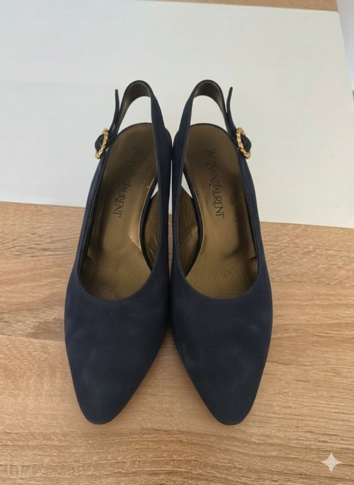 Escarpins Slingback Yves Saint Laurent Vintage en Daim Bleu Marine - T. 37.5
