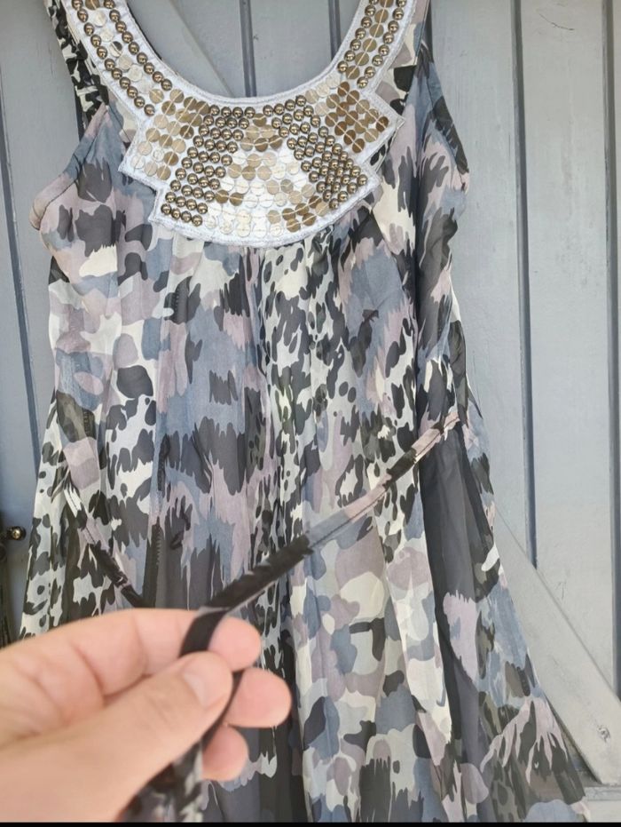 Tunique/Robe détails strass et dentelle - photo numéro 6