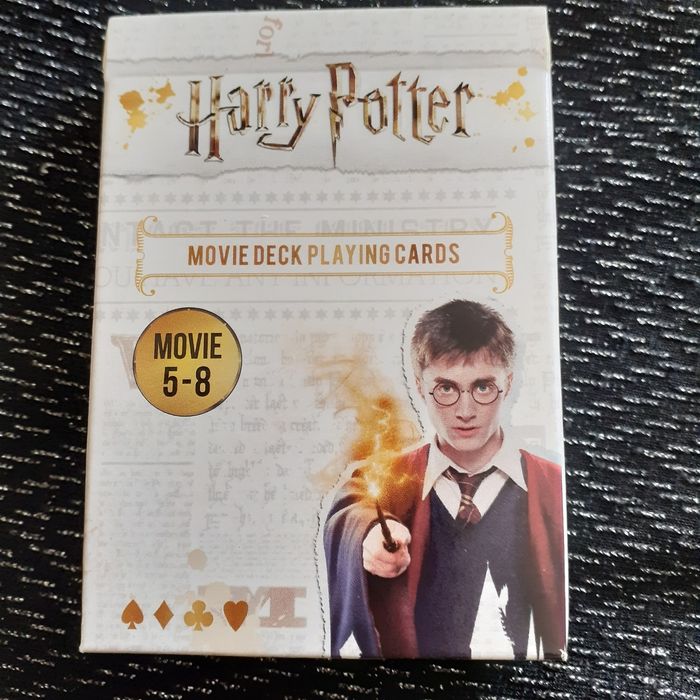 Harry Potter: Jeu 54 cartes +Porte-Clés Ron Weasley - photo numéro 2