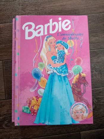 Livre barbie l'anniversaire de shelly