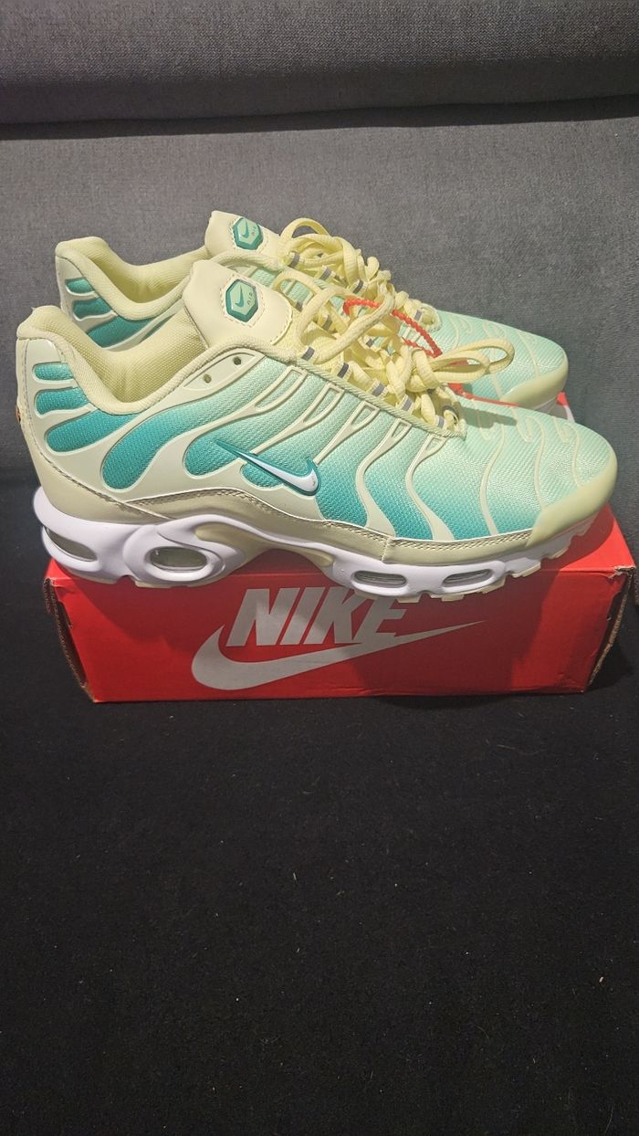 Basket nike tn Brasilia neuf - photo numéro 7