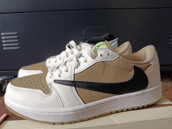Nike Jordan 1 Low X Travis Scott Golf - photo numéro 4