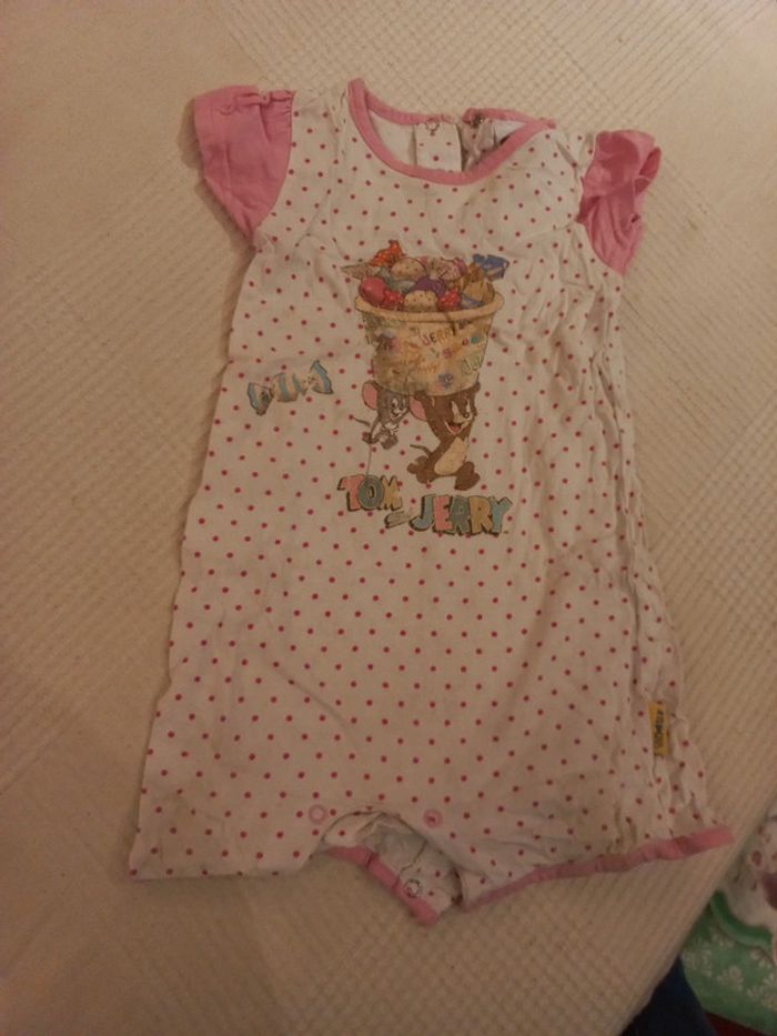 Combinaison combishort ou pyjama été Tom et Jerry 18 mois