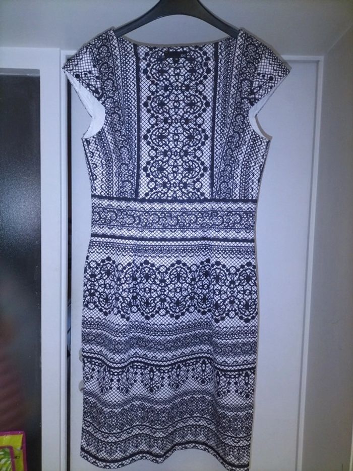 Robe neuve jbc 38