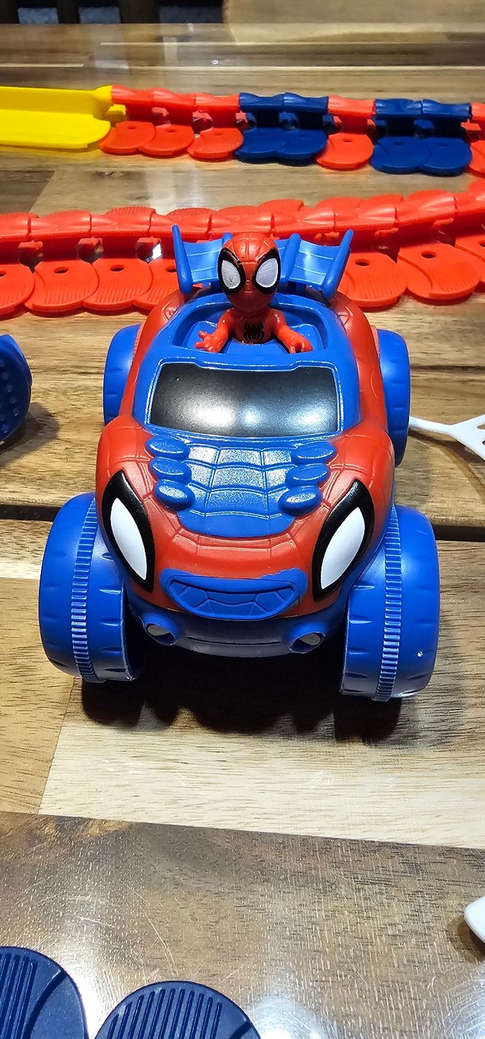 Circuit spidey Flextreme - photo numéro 2