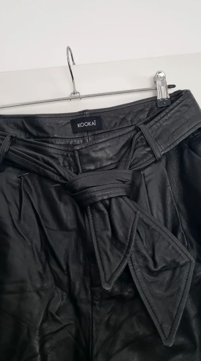 Short en cuir noir kookai 38 - photo numéro 2