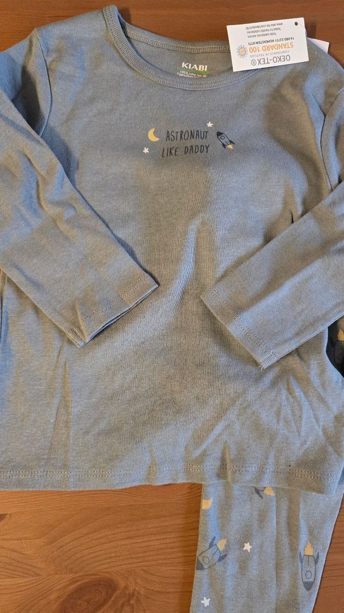 Neuf (non porté)🏷💙🤩🥰 pyjama 2 pièces (coton) 24 mois garçon🥰🤩💙 - photo numéro 2