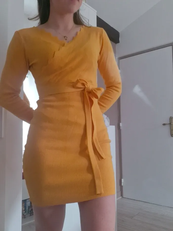 Robe noué
