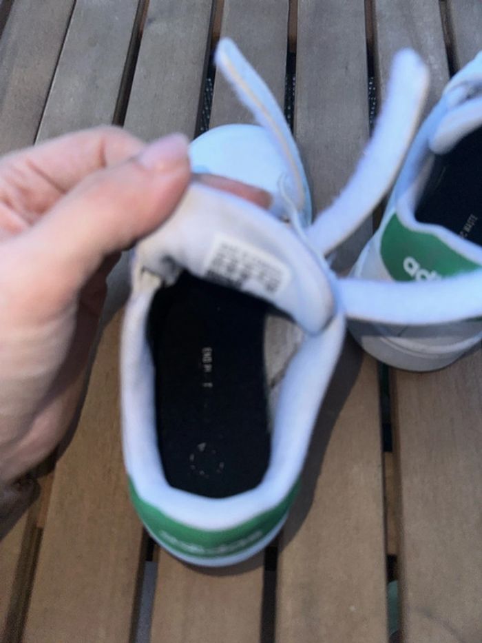 Baskets ADIDAS taille 28 - photo numéro 4