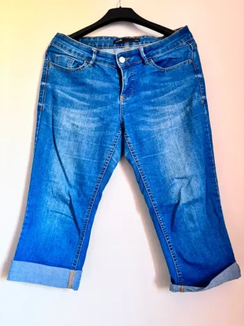🌺Pantacourt en jeans taille 38  🌺