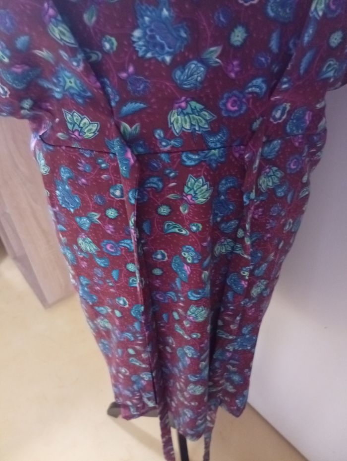 Jolie robe imprimée florale manches/kimono longueur genou - photo numéro 2