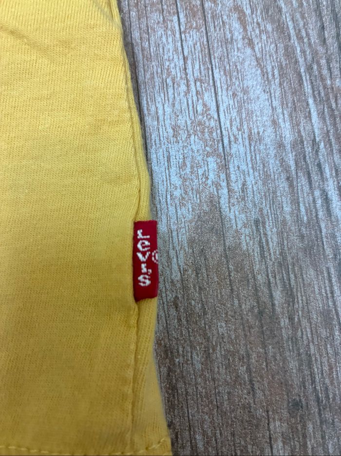 Teeshirt Lévis jaune - photo numéro 2