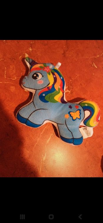 Peluche licorne