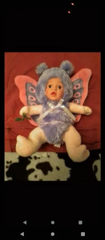 peluche  poupon  papillon