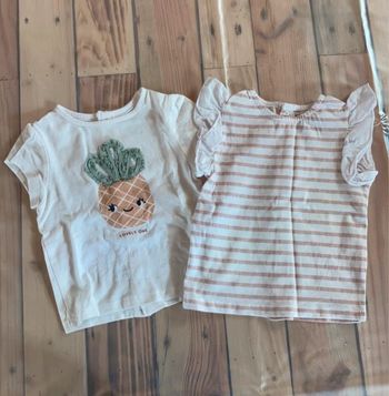 Lot 2 t-shirts fille manches courtes 6 mois