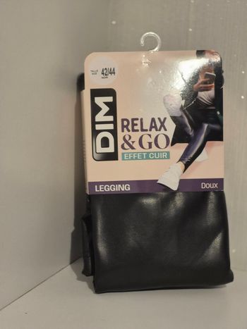 joli legging effet cuir DIM Relax & Go femme T42 / 44