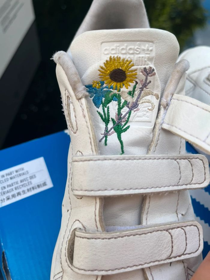 Baskets Stan smith pointure 34 - photo numéro 4