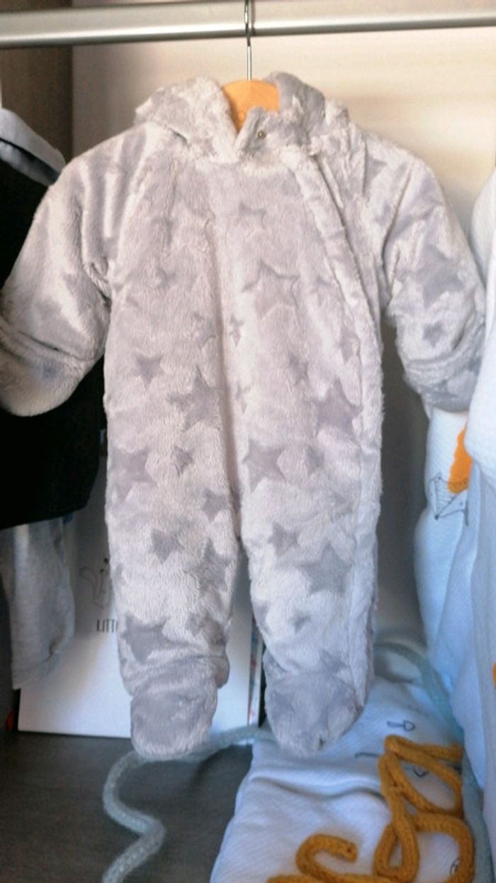 Combi velour in extenso 1 mois - photo numéro 2