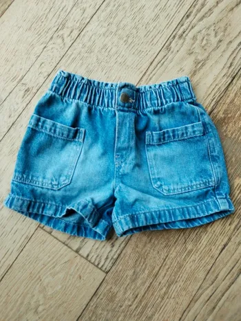Short 4-5 ans