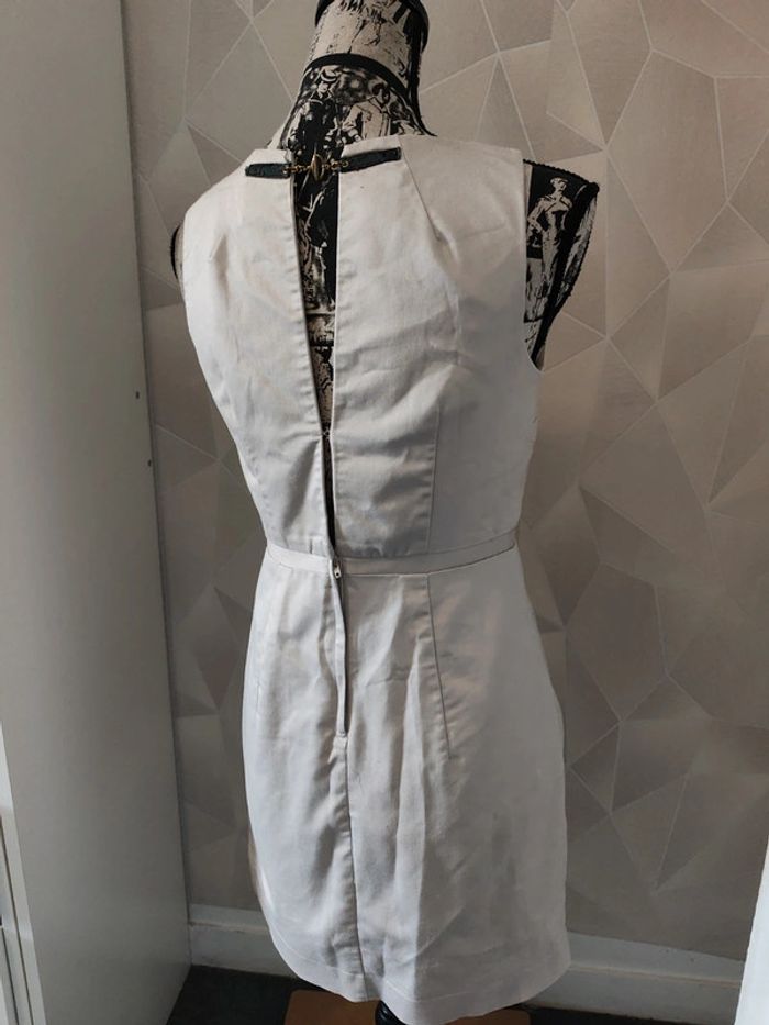 Robe tailleur - photo numéro 4