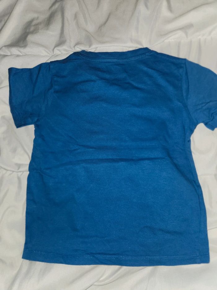 Tee-shirt manches courtes taille 5 ans - photo numéro 3