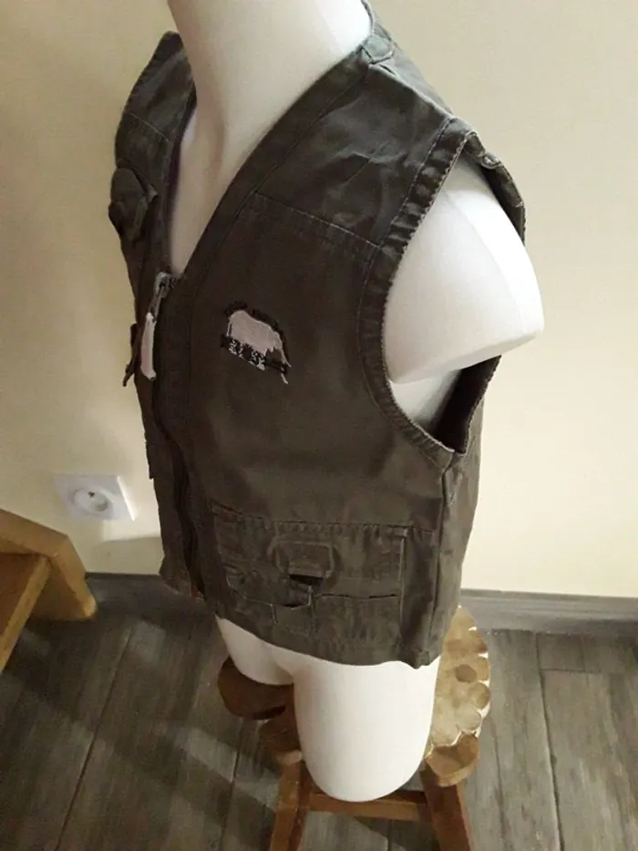 Gilet sans manches 4 ans - photo numéro 7