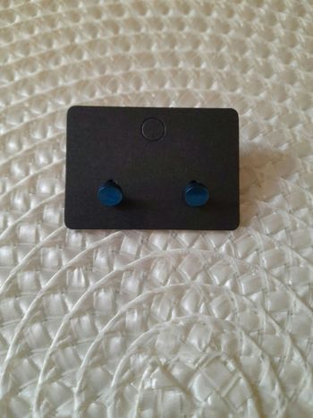 Paire de boucle d oreille bleu