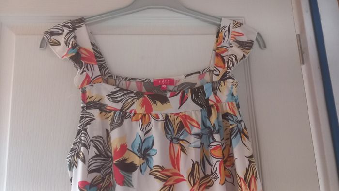 Robe à fleurs - photo numéro 3