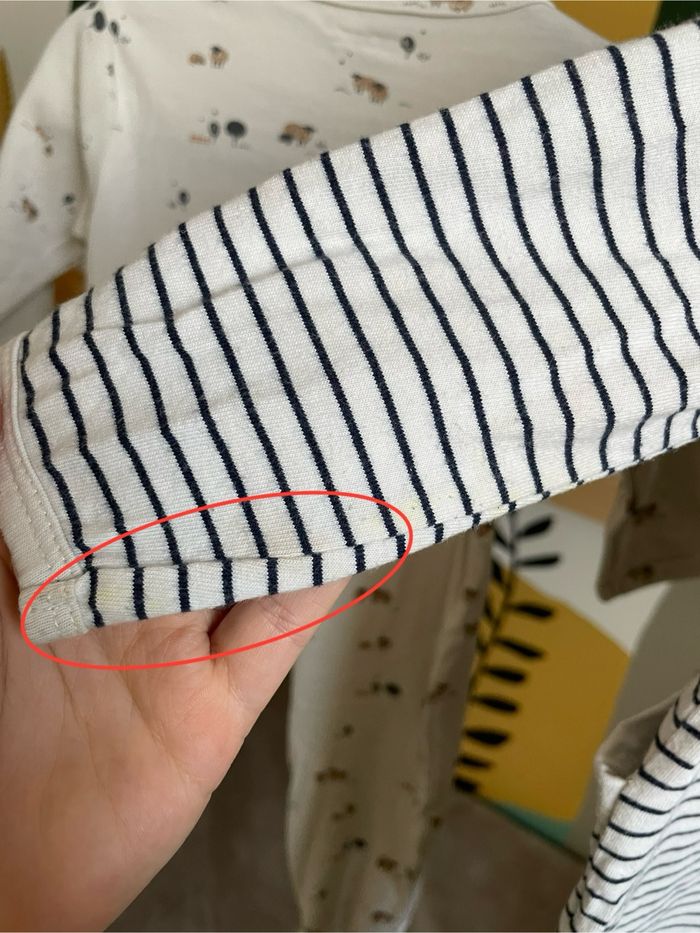 Lot de 2 pyjamas léger tachés - photo numéro 9