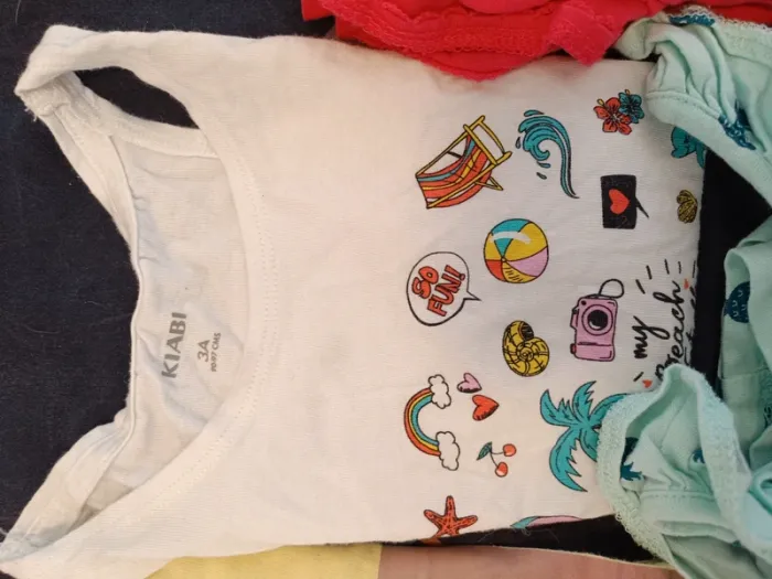 Lots de t shirt fille 3 ans très bon état. - photo numéro 5