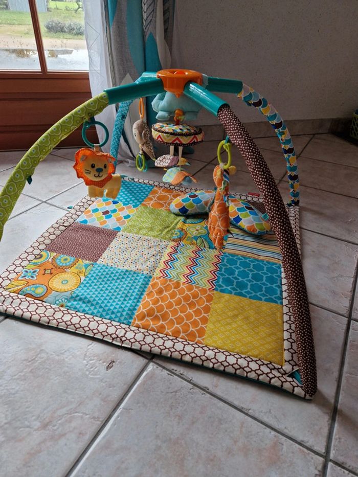 Tapis d'éveil Twist & Fold