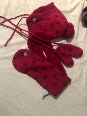 Ensemble bonnet écharpe gants