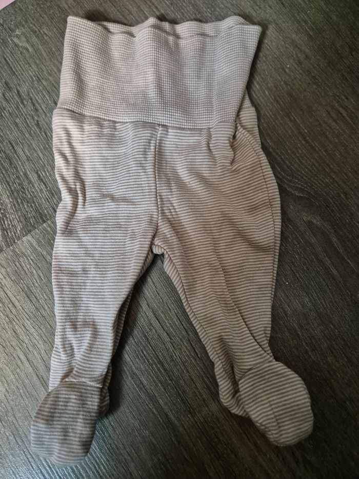 Lot 4 pantalons - photo numéro 4