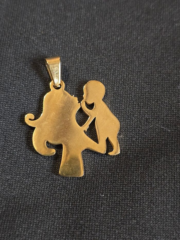 Pendentif enfant maman - photo numéro 4