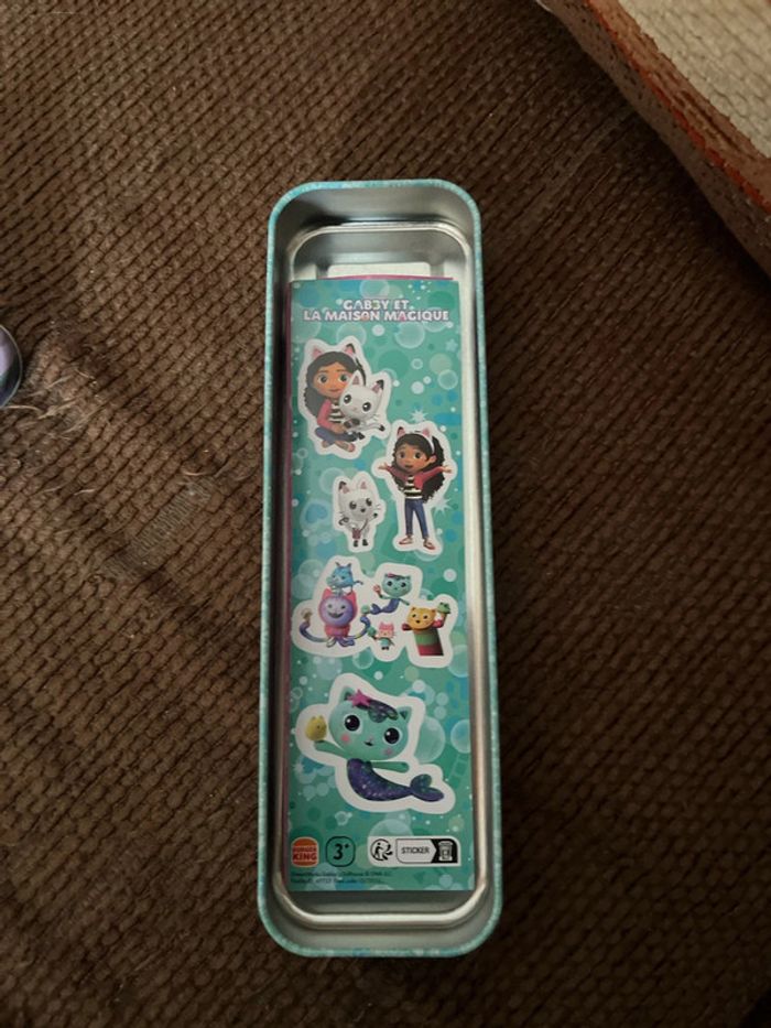 Plumiers gabby et la maison magique - photo numéro 5