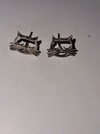 Boucles d oreilles chat