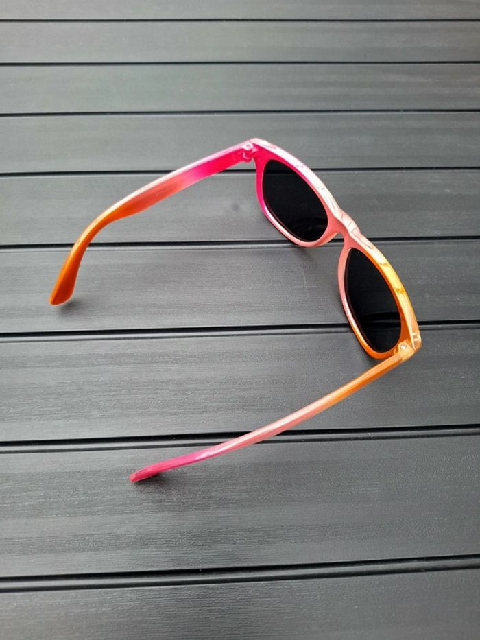 Lunettes de soleil pour enfant - photo numéro 5