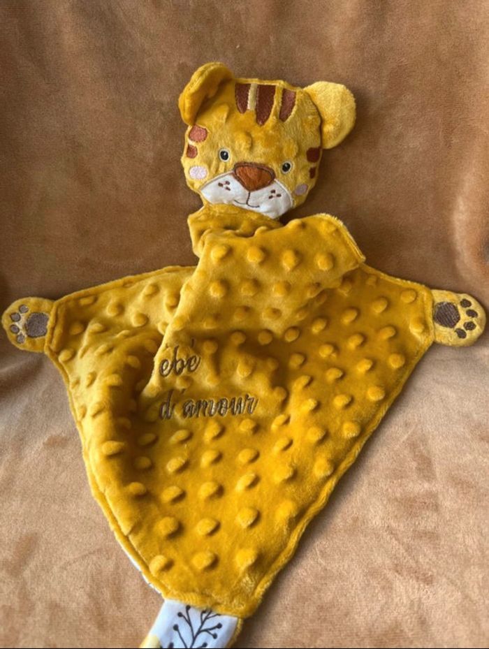 Doudou tigre brodé neuf - photo numéro 2