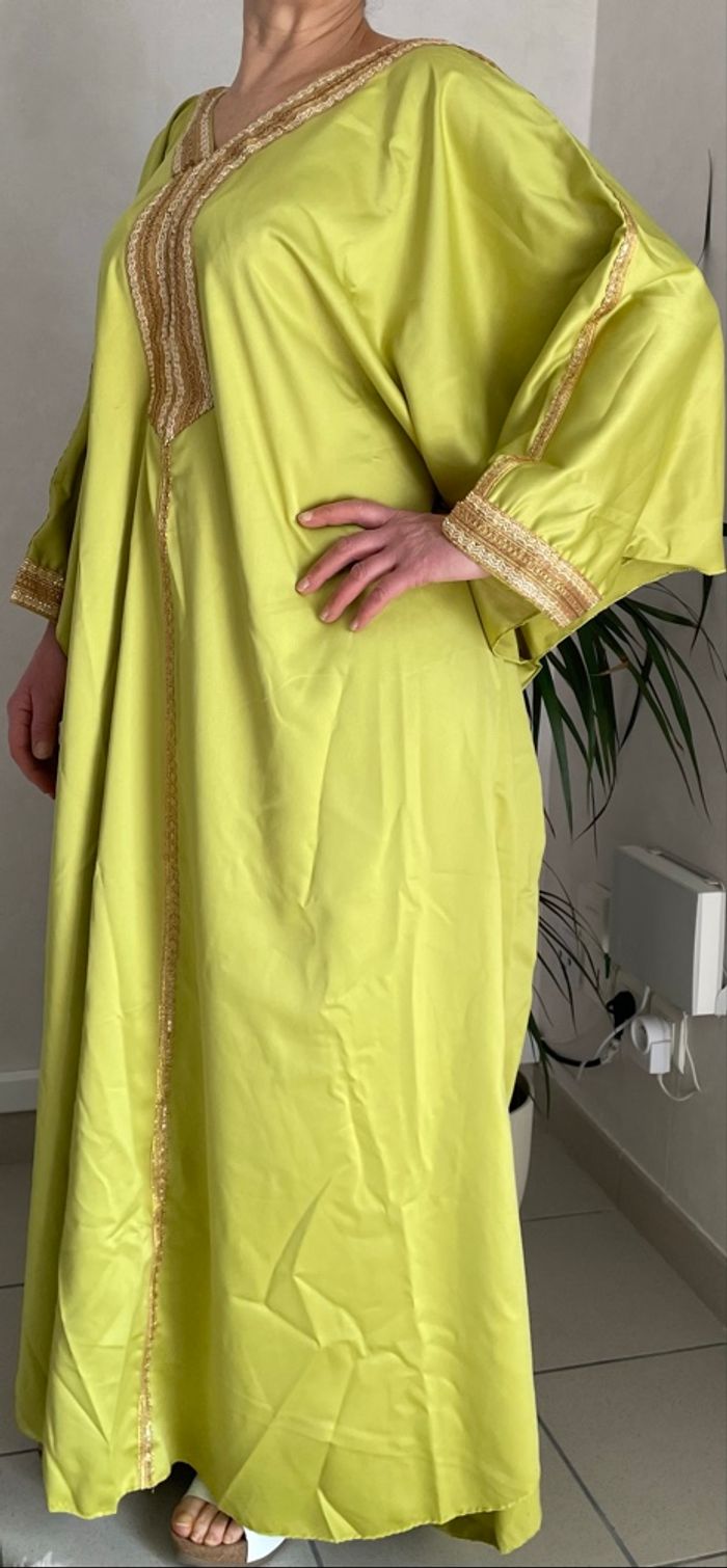caftan/abaya Ample et Fluide Convient à Toutes Les Morphologies vert anis - photo numéro 5
